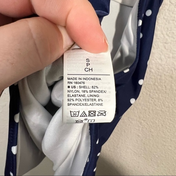 𝅺*Old Navy Halter One-Piece Navy Blue Bathing Suit w/ White Polka Dots - Size S - Picture 6 of 8